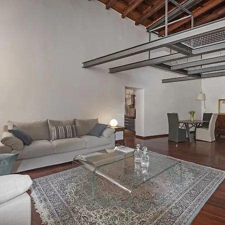 Antique-modern Flat By Navona Square Apartment