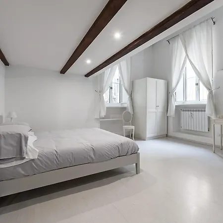 Lägenhet Antique-modern Flat By Navona Square *