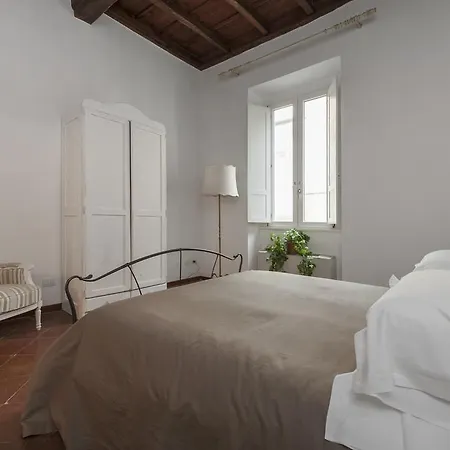 Antique-modern Flat By Navona Square