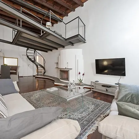 Antique-modern Flat By Navona Square Rome